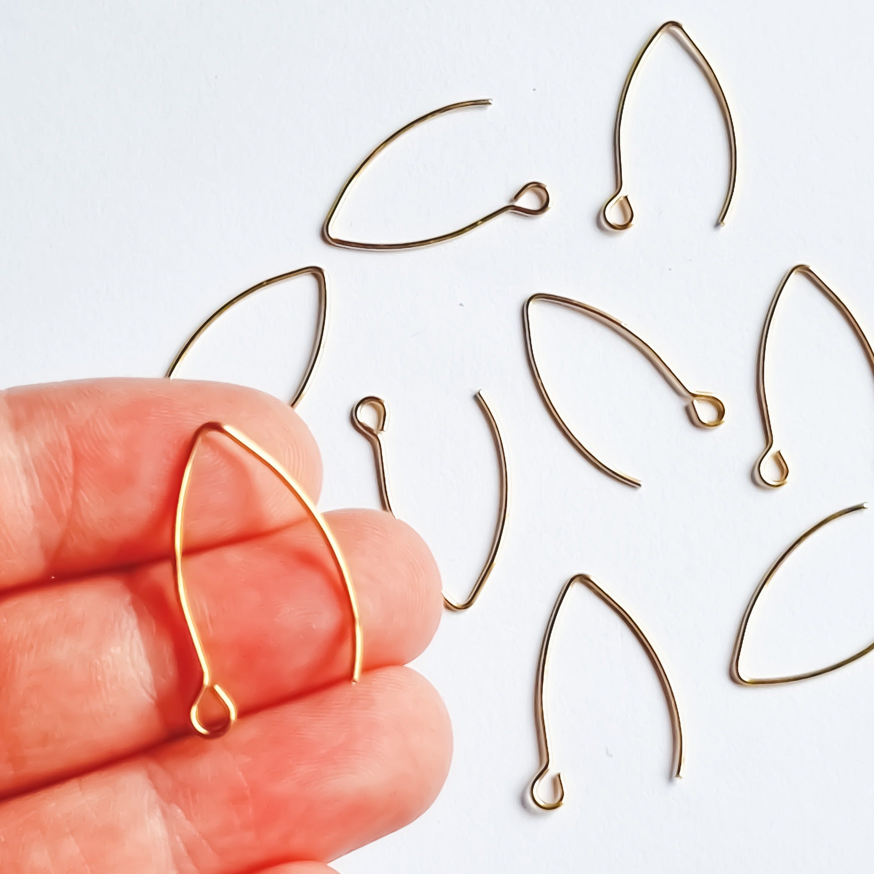 14K Gold Filled Textured Earring Hooks, Gold Filled Earring Hooks for  Jewelry Making, Simple Earring Hooks With Loop, Twist Ear Wire -  Norway